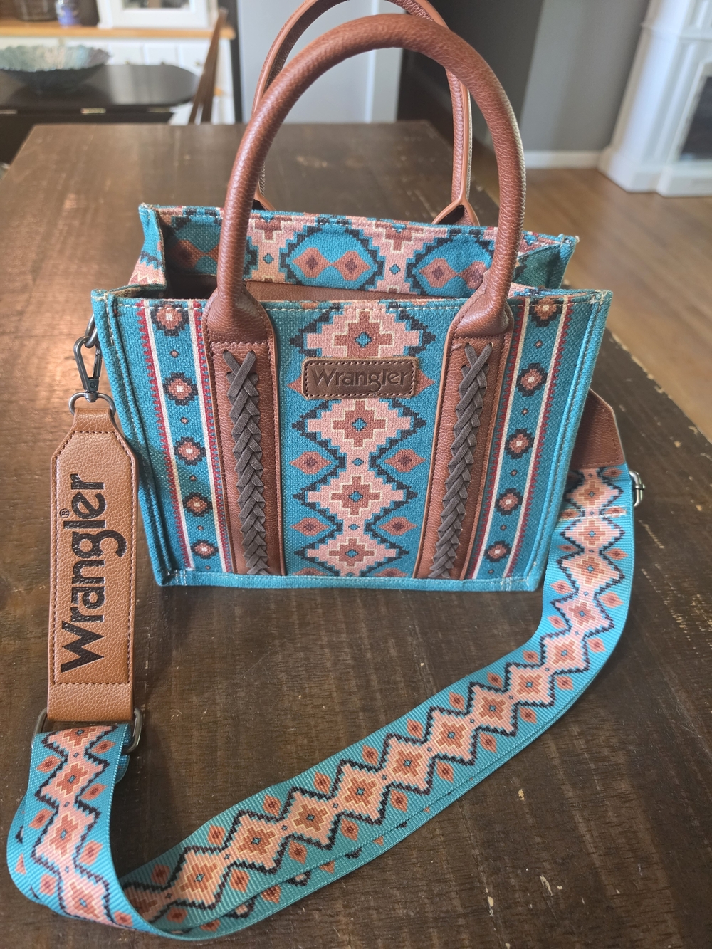 Wrangler Turquoise Southwestern Tote Bag with Matching Wallet & Strap - Picture 2 of 8
